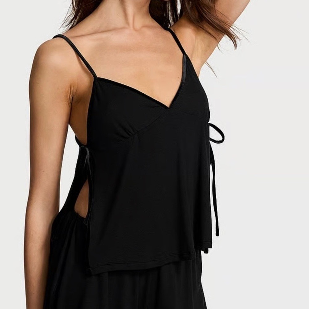 Victoria Secret Ribbed Modal Green Velvet Trim Cami Black Tank Top Womens Medium